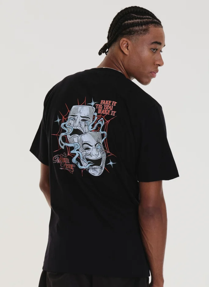Camiseta Regular Estampada - Face Preto