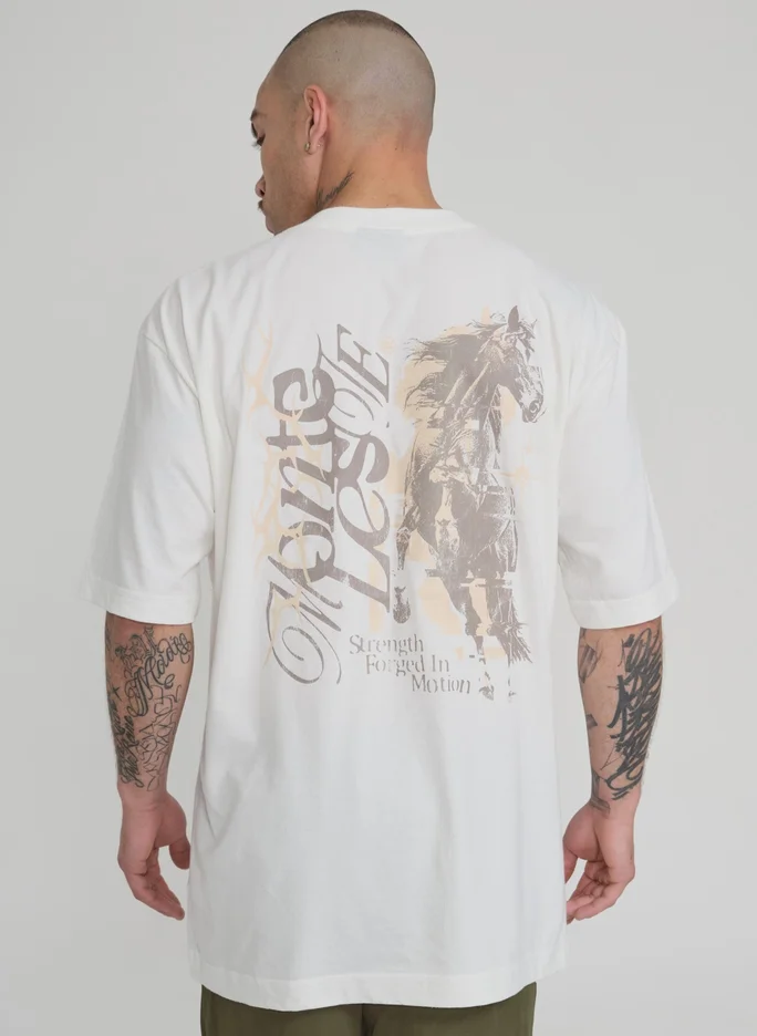 Camiseta Oversized Estampada Motion - Off White